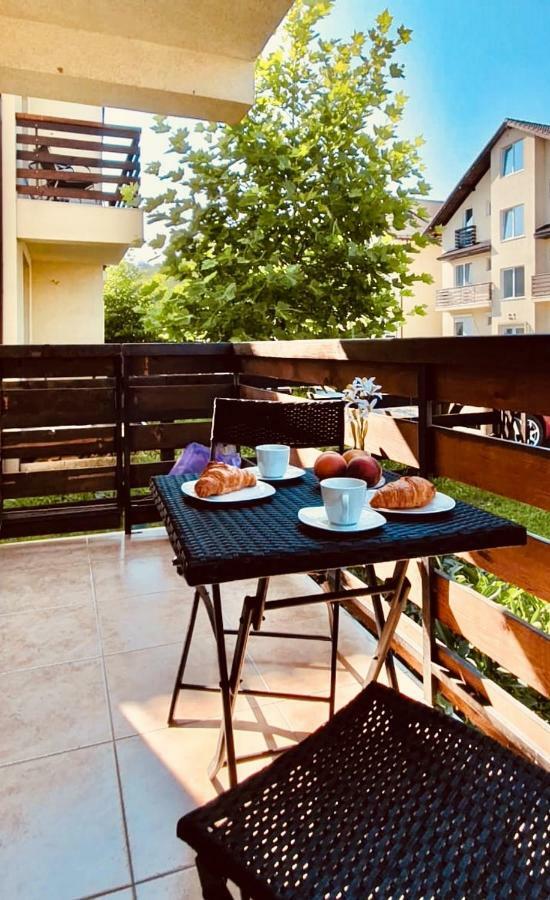 Apartament Comfort Primaverii Rîşnov Exterior foto