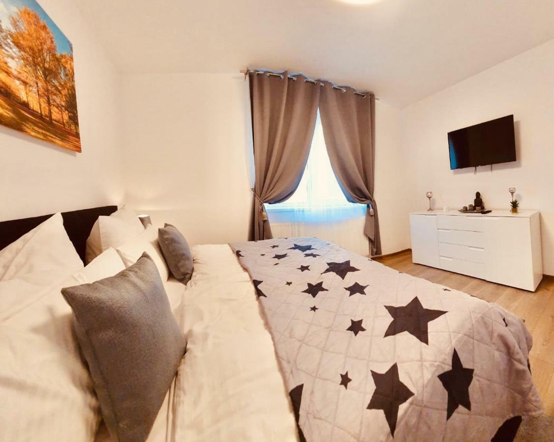 Apartament Comfort Primaverii Rîşnov Exterior foto