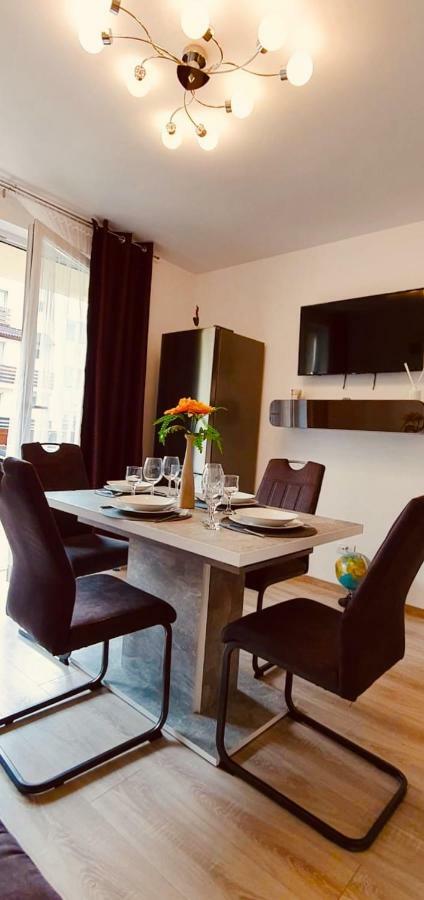 Apartament Comfort Primaverii Rîşnov Exterior foto